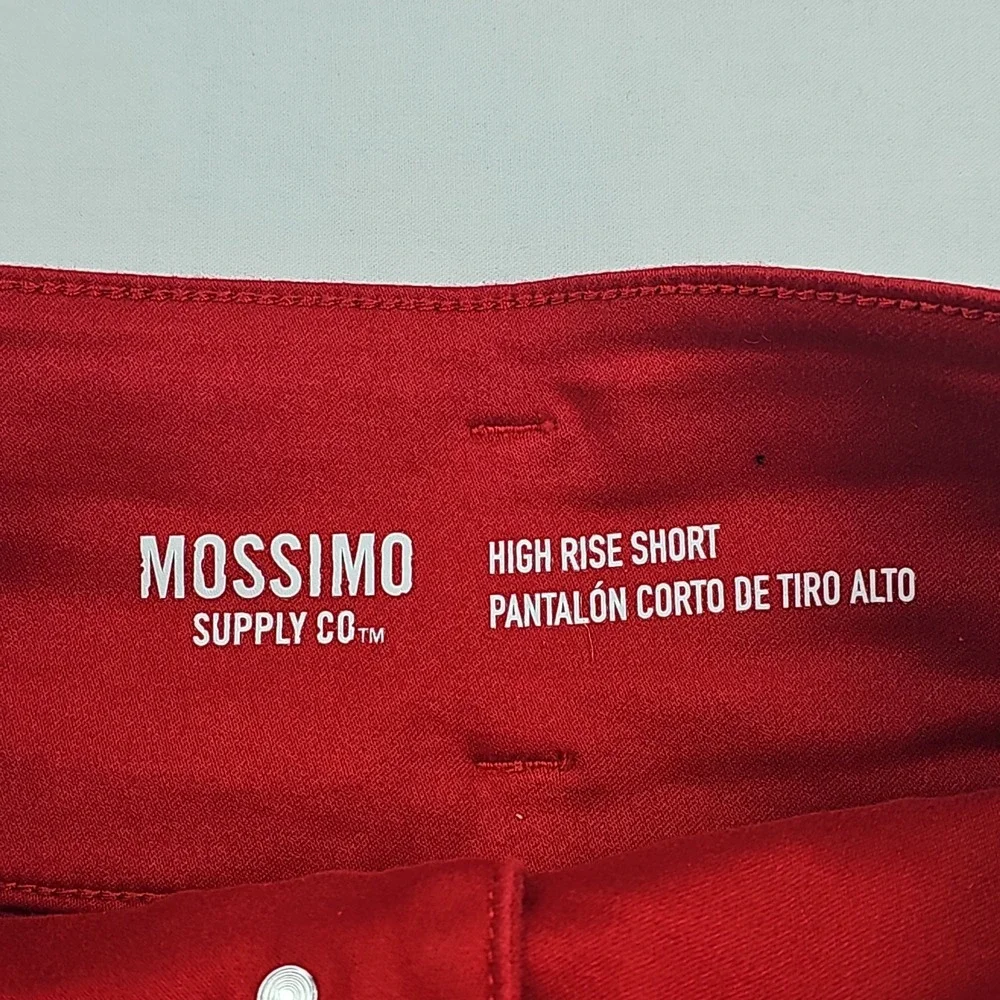 Mossimo Women's‎ Red High Rise Short Flat  Front Dark Wash Size 2